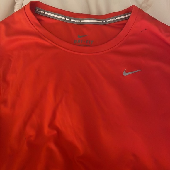 Coral/orange Nike dri fit long sleeve top size small - Picture 2 of 4